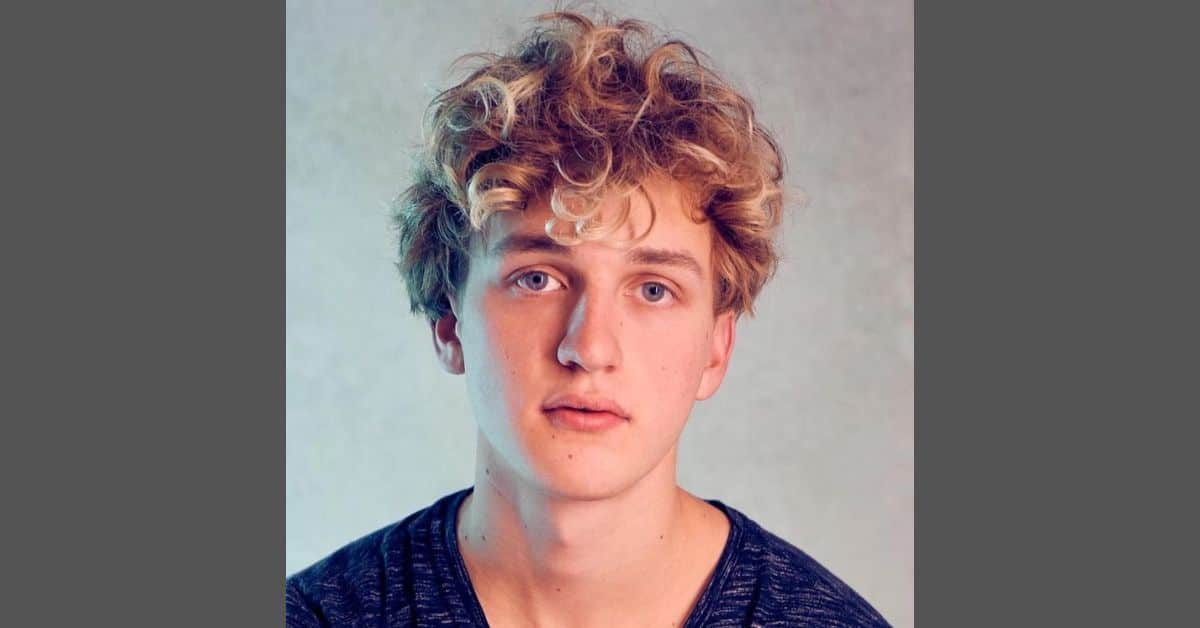 Luke Beasley Biography, Age, Height, Girlfriend, and Net Worth - Bright