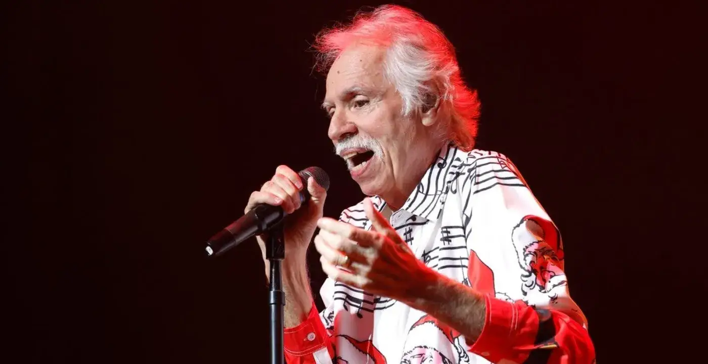 Joe Bonsall Net Worth Breaking Down His Wealth